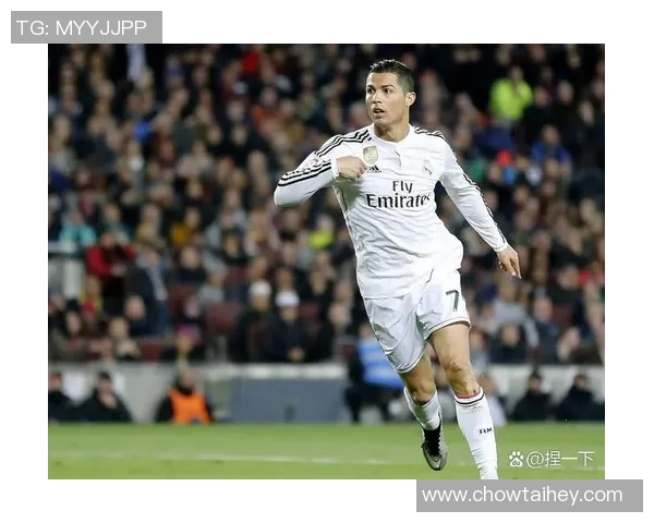 足球明星C罗身价排名揭秘他在全球足球界的影响力与价值分析 足球明星C罗身价排名揭秘他在全球足球界的影响力与价值分析